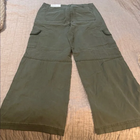 American Eagle Outfitters Olive Wide Leg Pants - Picture 5 of 7